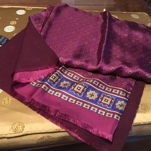 Burgundy wool and silk two-sided scarf